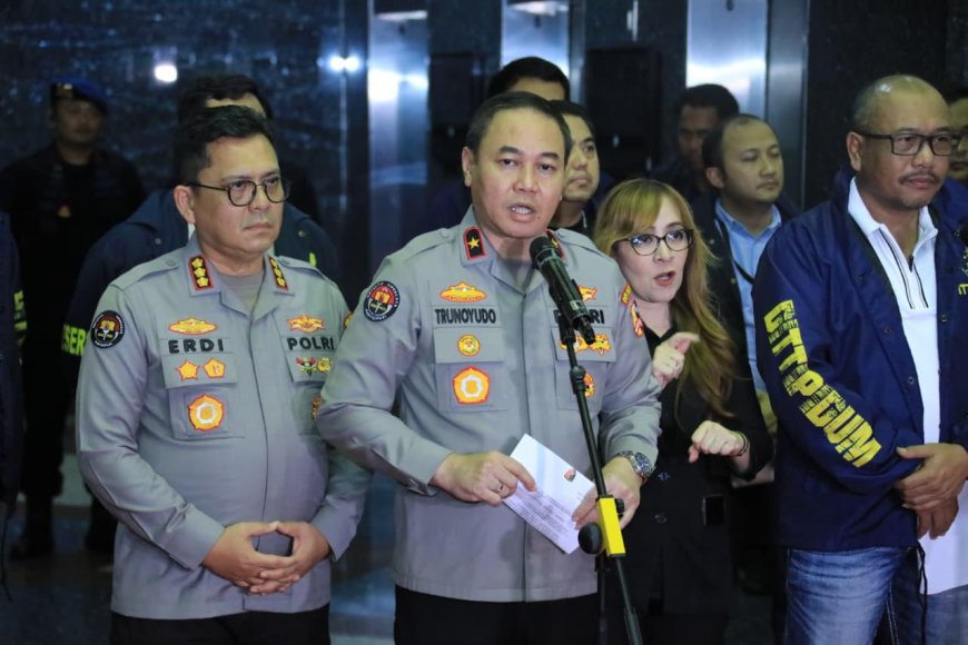 321 WNA Terjaring Operasi Judi Online Internasional